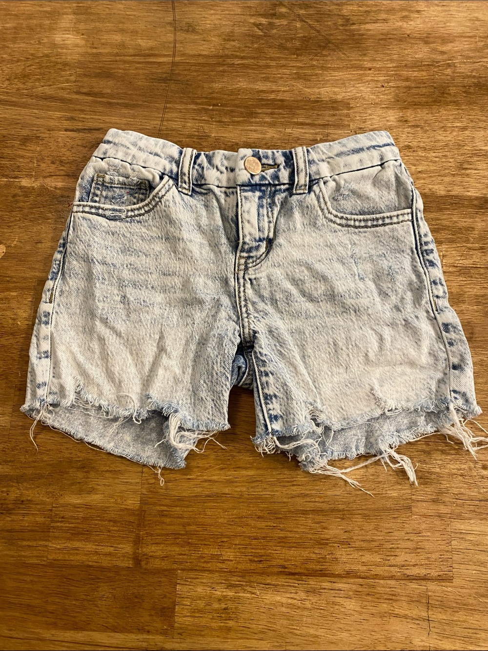 BKE Kids mini andi Light Wash Denim Frayed Hem Women’s Shorts size 10